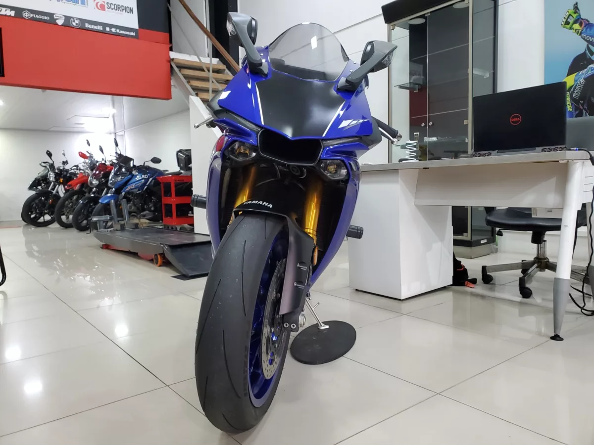 Yamaha YZF R1 Azul Como Nueva 2018 — foto 8