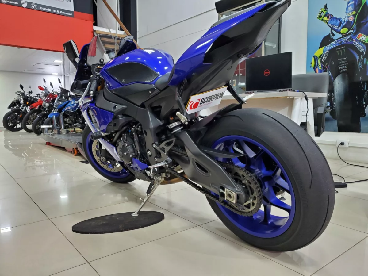 Yamaha YZF R1 Azul Como Nueva 2018 — foto 16