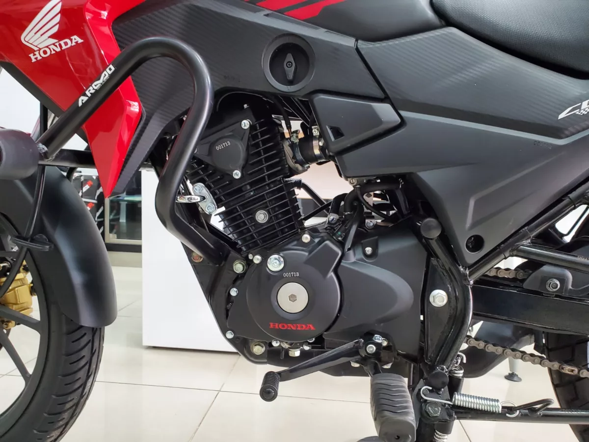 Honda CB125F DLX 2.0 2026 — foto 15