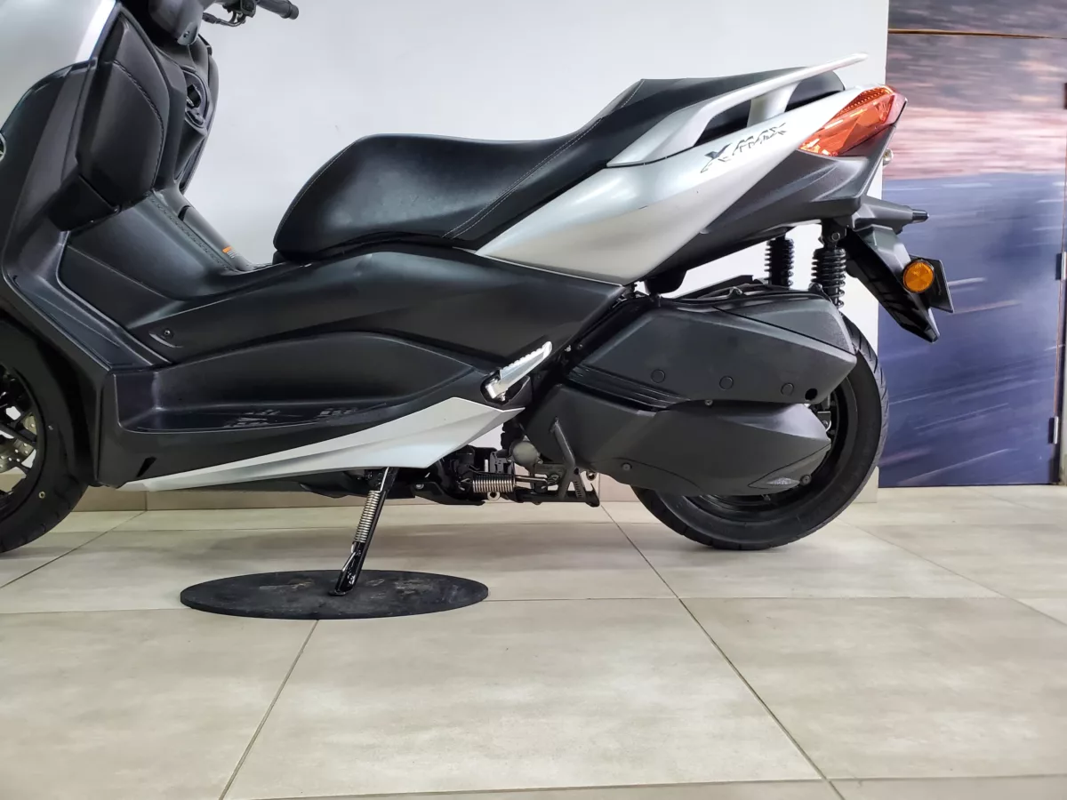 YAMAHA XMAX 300 2019 — foto 6