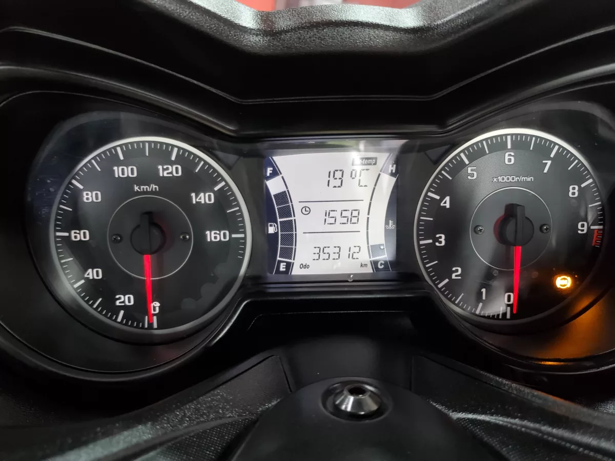 YAMAHA XMAX 300 2019 — foto 9