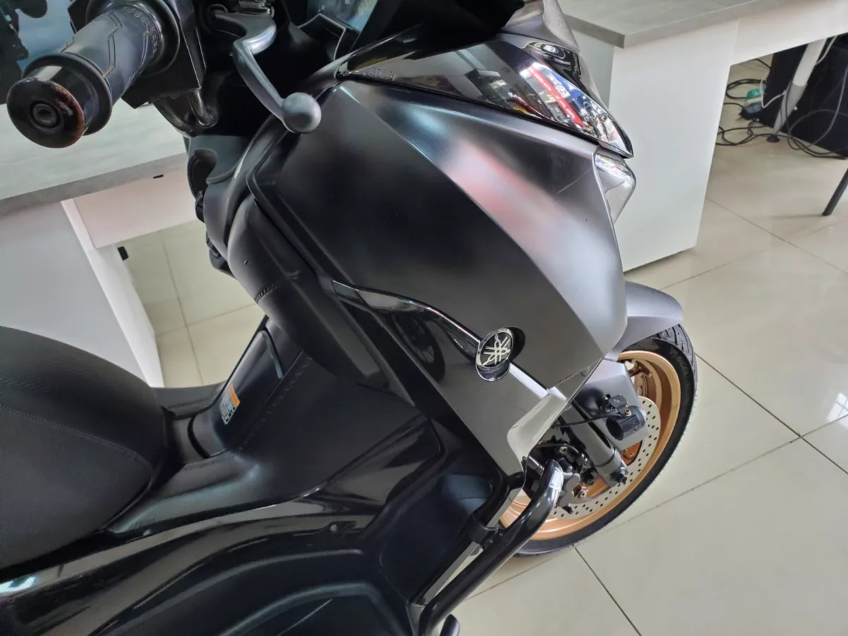 Yamaha Xmax 300 2023 — foto 6