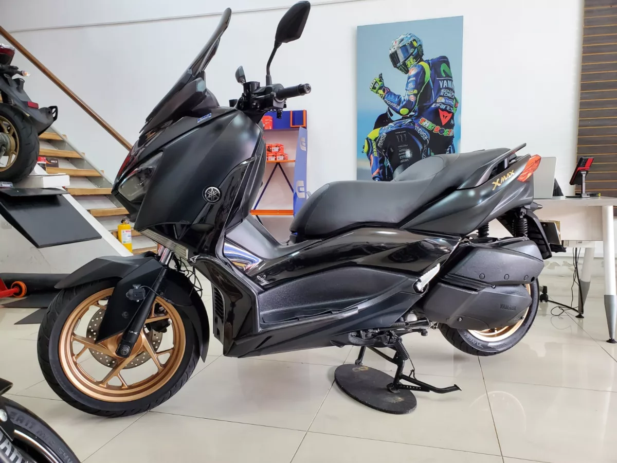 Yamaha Xmax 300 2023 — foto 13