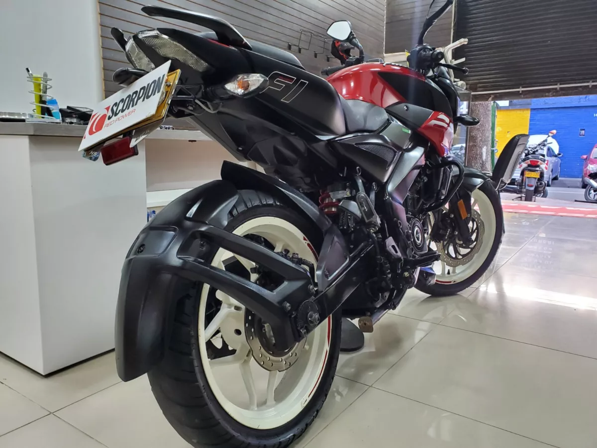 Bajaj Pulsar 200 Ns fi 2022 — foto 6