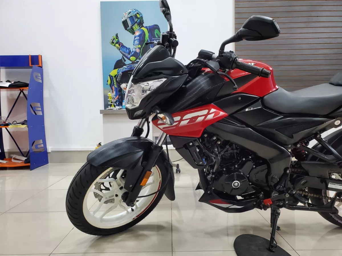 Bajaj Pulsar 200 Ns fi 2022 — foto 14