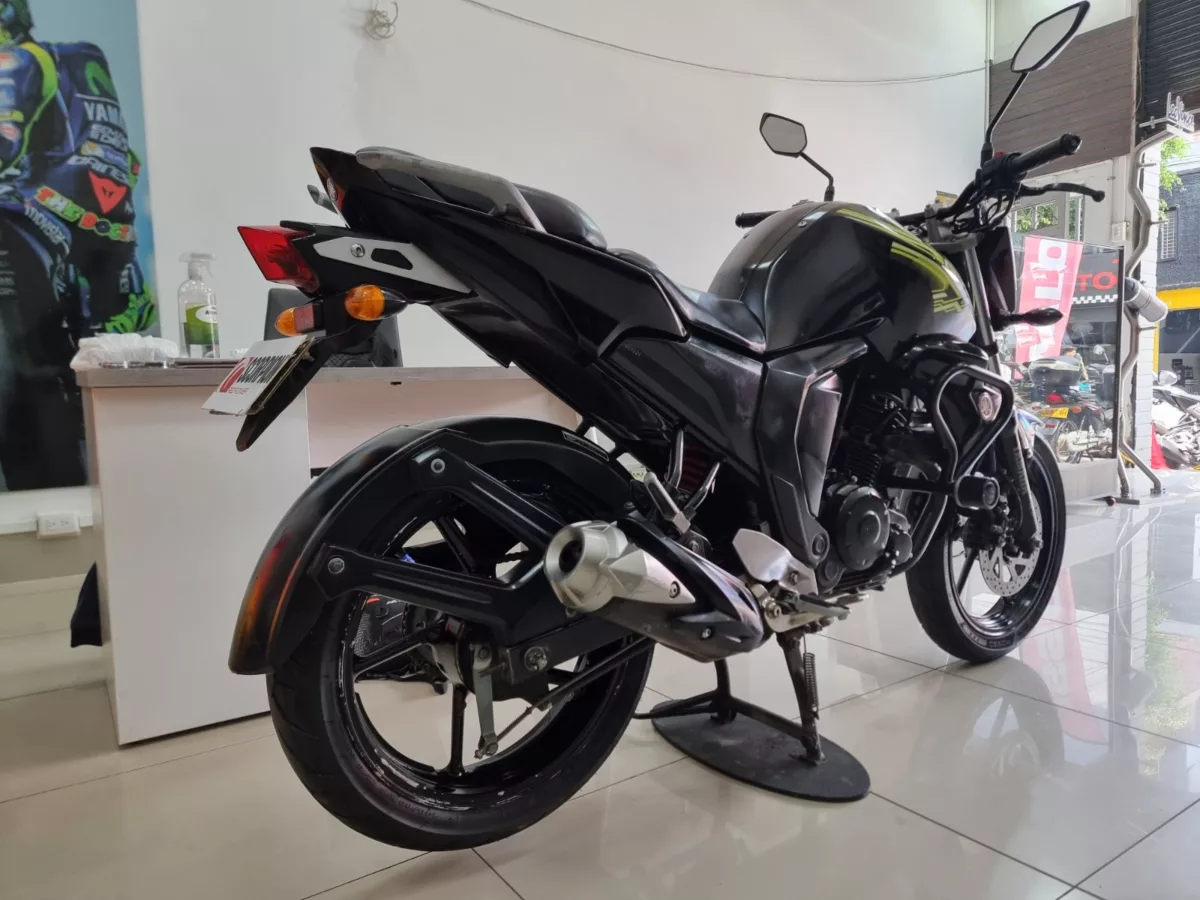 Yamaha FZ 150 2016 — foto 5
