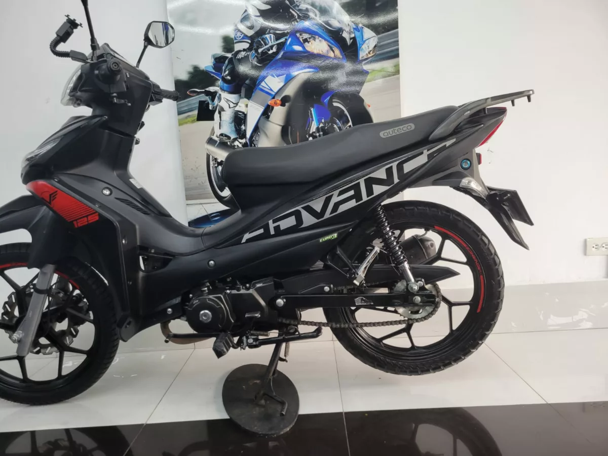 Victory Advance 125 2025 — foto 8