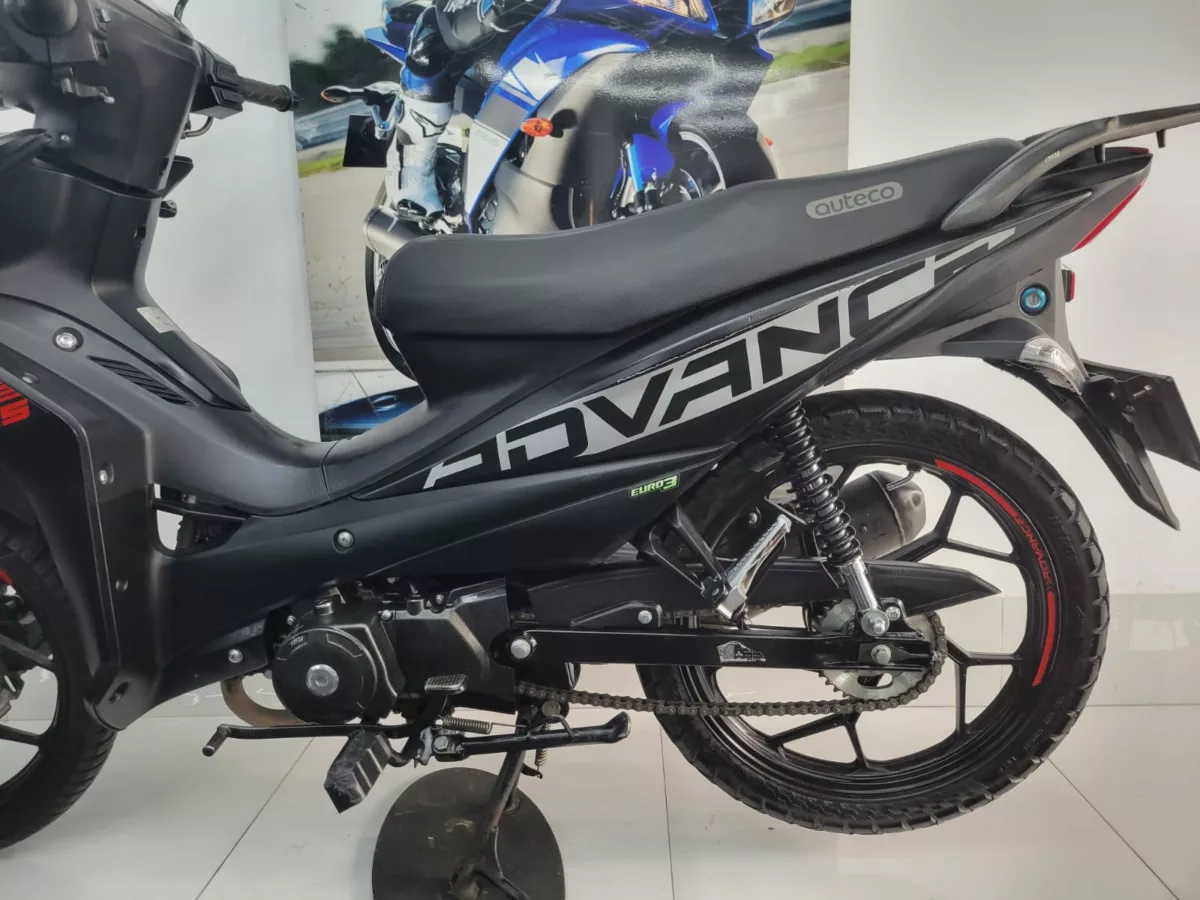 Victory Advance 125 2025 — foto 12