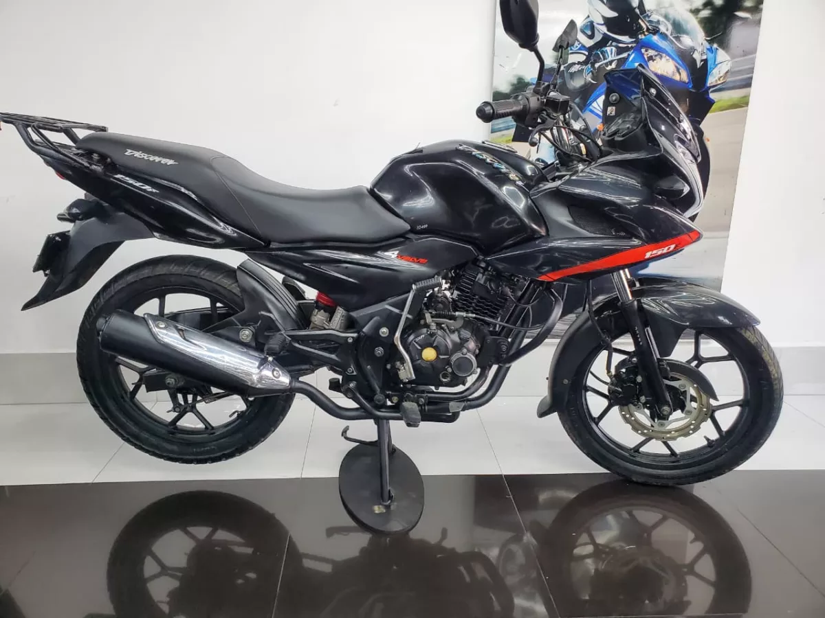 BAJAJ DISCOVER 150 2018 — foto 1