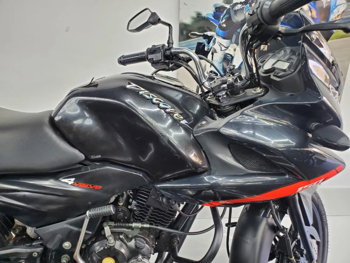 BAJAJ DISCOVER 150 2018 — foto 6