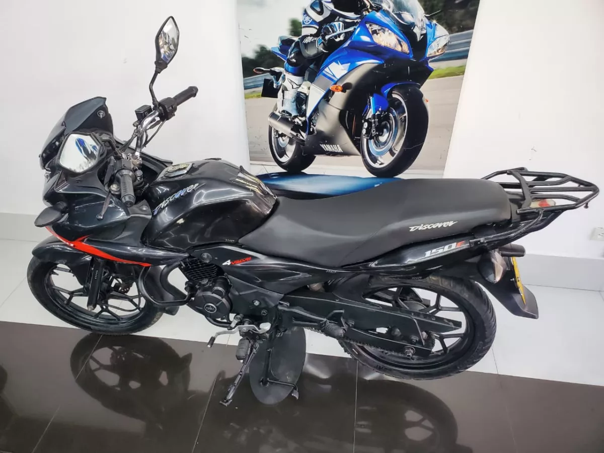 BAJAJ DISCOVER 150 2018 — foto 12