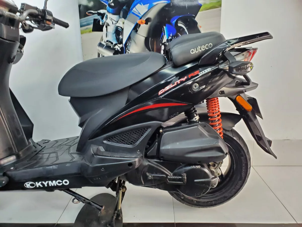 KYMCO AGILITY RS NAKED 2015 — foto 3