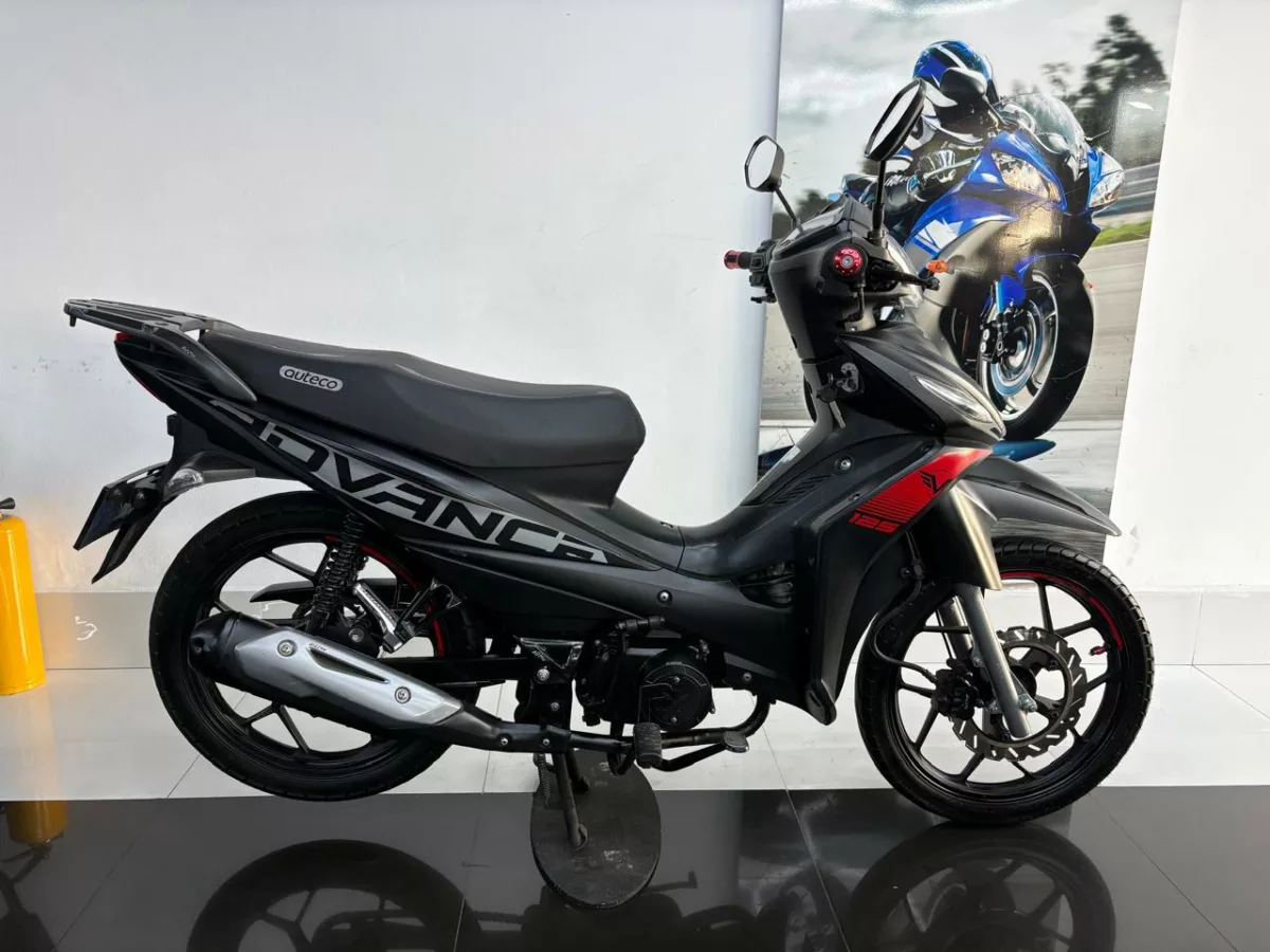 VICTORY ADVANCE 125 2024 — foto 1