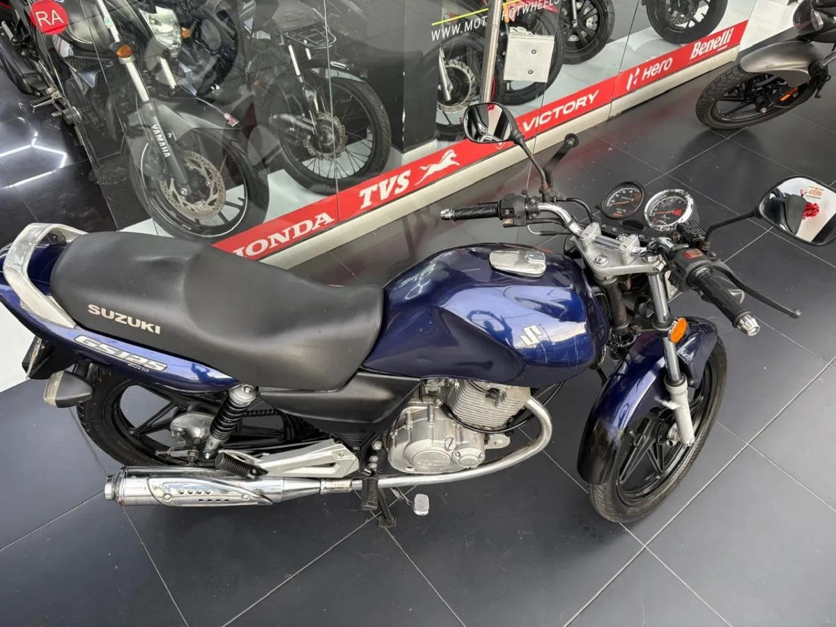SUZUKI GS 125 2009 — foto 6