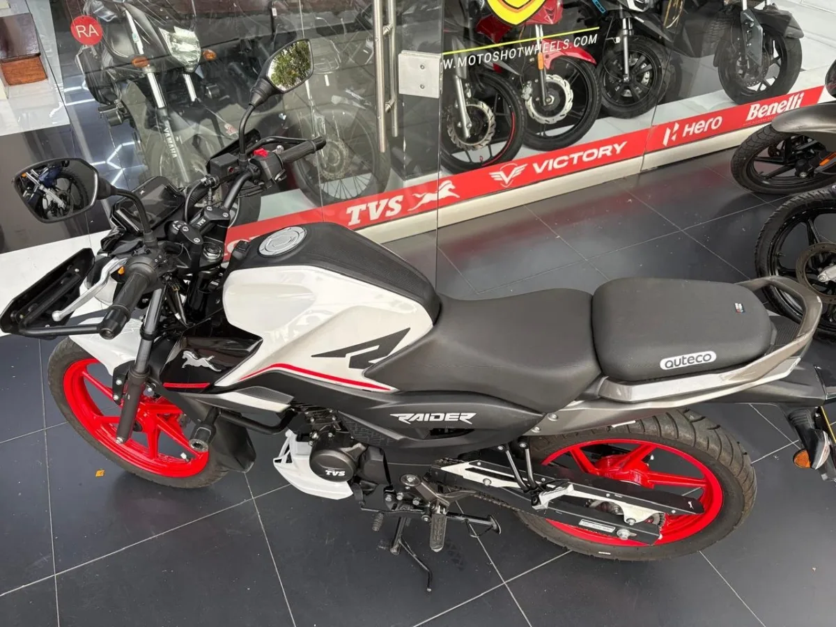 Tvs RAIDER 125 RACING 2027 — foto 18